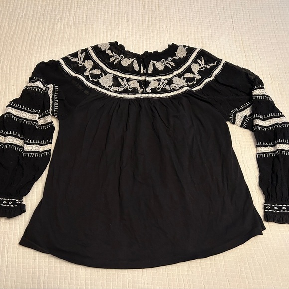 Maeve by Anthropologie Black Winona Embroidered Blouse Sz M - Picture 11 of 13